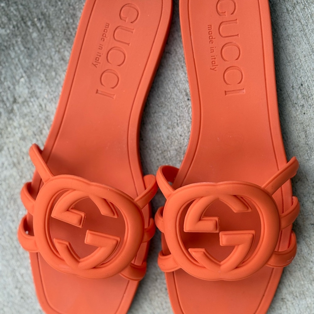 Gucci Orange Rubber Slide Sandals - Picture 3 of 6
